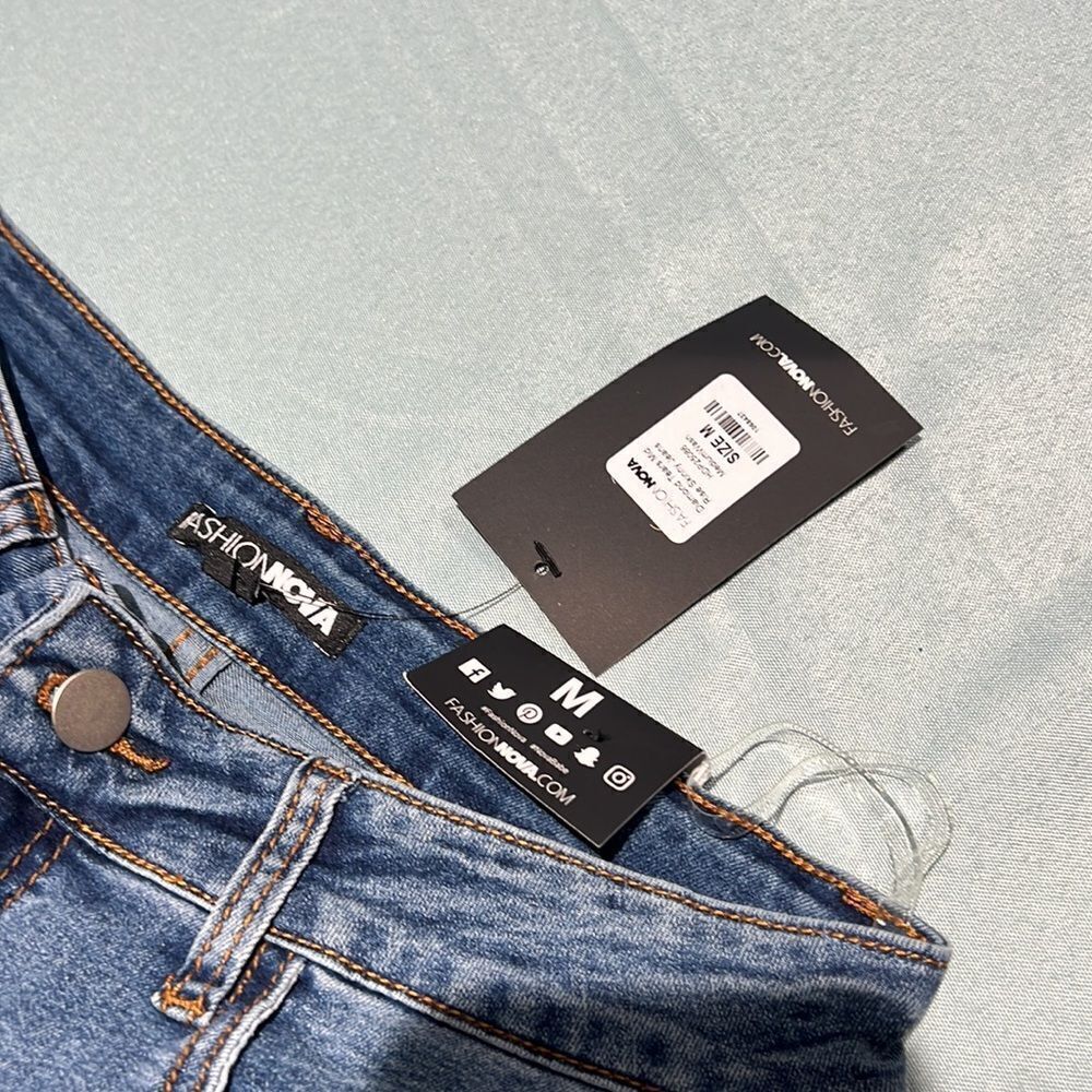 Fashion nova diamond tears‎ midrise skinny jeans Size M D40 - Picture 10 of 10